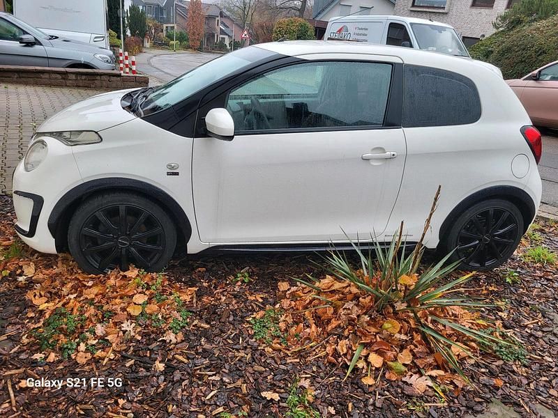 Weiß Gebraucht 2016 Citroën C1 Kleinwagen | 4.499 € (Superpreis) - Bild 1/4