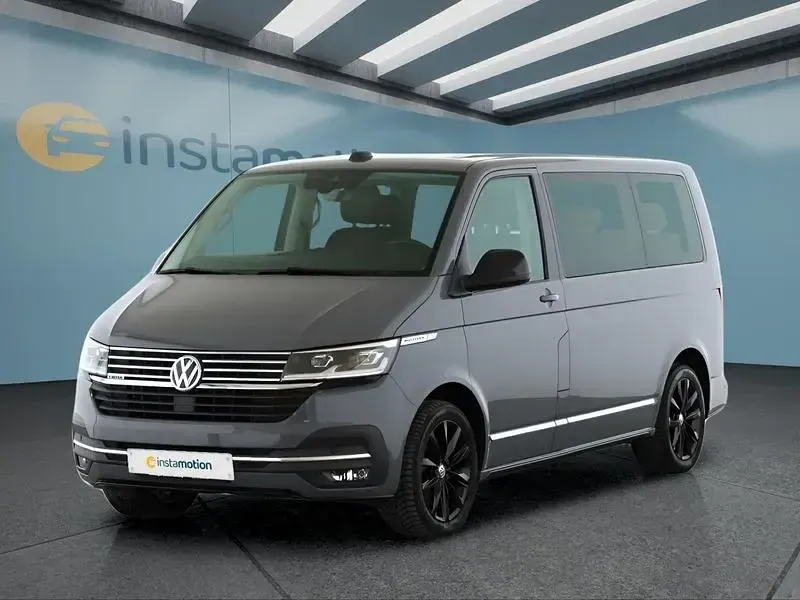 Gebraucht VW Multivan 204 PS (150 kW) 2022 Grau Van / Kleinbus