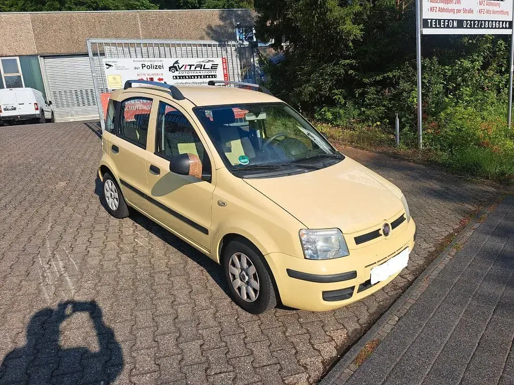 Gebraucht Fiat Panda Dynamic 60 PS (44 kW) 2010 Gelb Kleinwagen