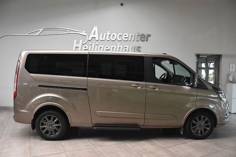Gebraucht Ford Tourneo Titanium X 185 PS (136 kW) 2022 Grau Van / Kleinbus