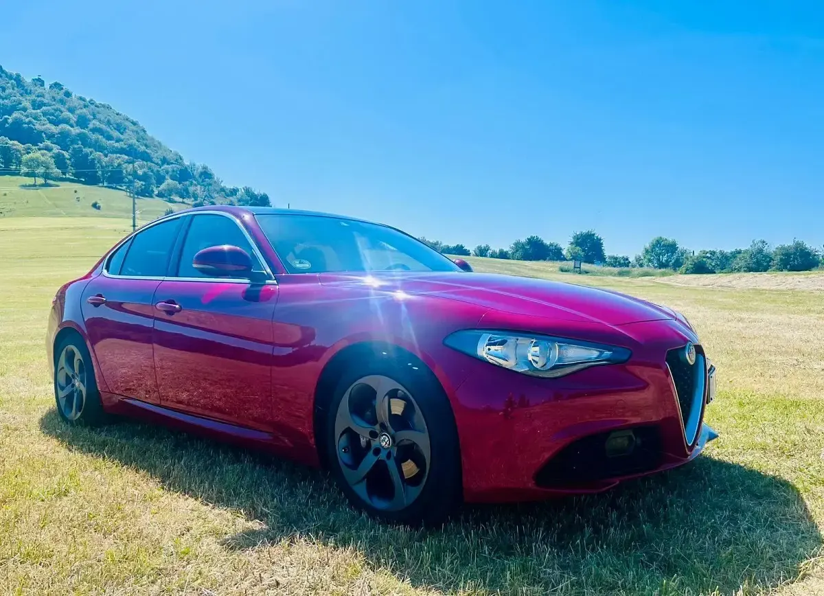 Gebraucht Alfa Romeo Giulia 179 PS (131 kW) 2017 Rot Limousine