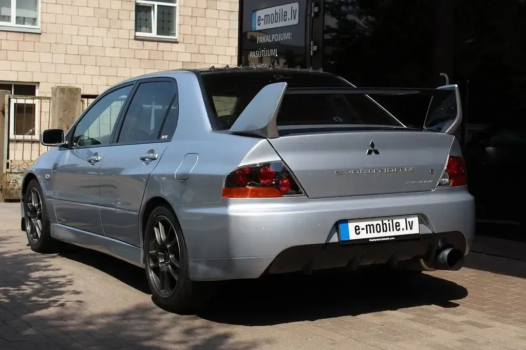 Second-hand Mitsubishi Lancer Evolution Edition 371 CP (272 kW) 2006 Argintiu Berlinǎ