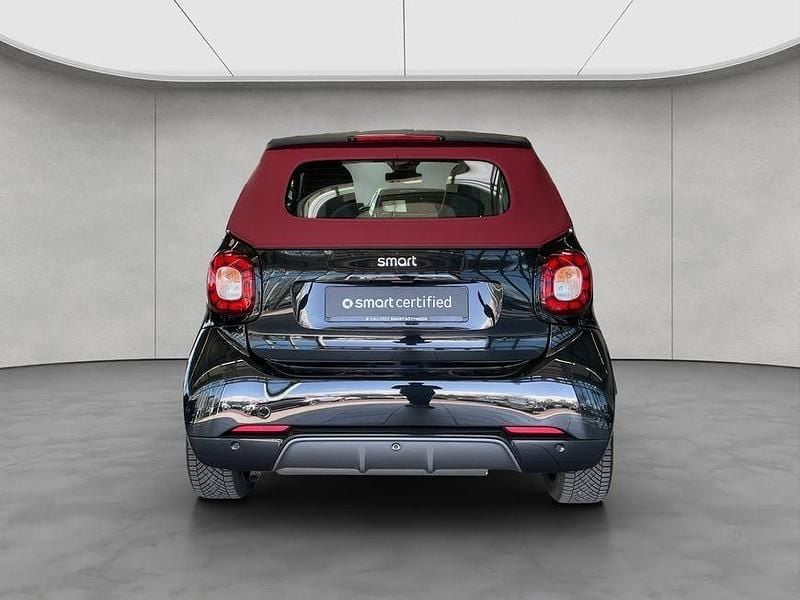 Gebraucht Smart ForTwo Cabrio Brabus 90 PS (66 kW) 2017 Bodypanels black/tridion schwa Cabrio