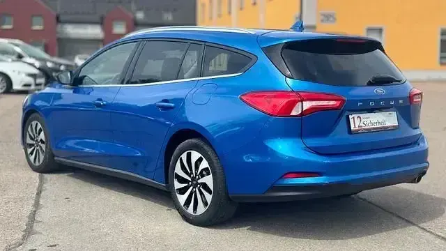 Gebraucht Ford Focus Cool & Connect 120 PS (88 kW) 2019 Blau Kombi