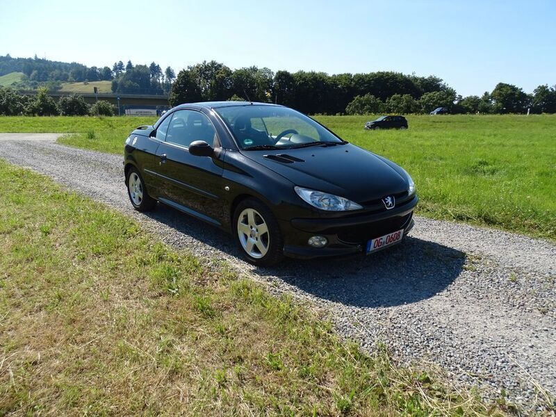 Schwarz Gebraucht 2005 Peugeot 206 CC Filou Cabrio | 1.299 € (Guter Preis) - Bild 1/4