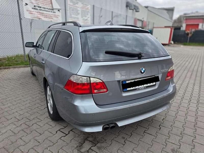 Gebraucht BMW 523 177 PS (130 kW) 2006 Kombi