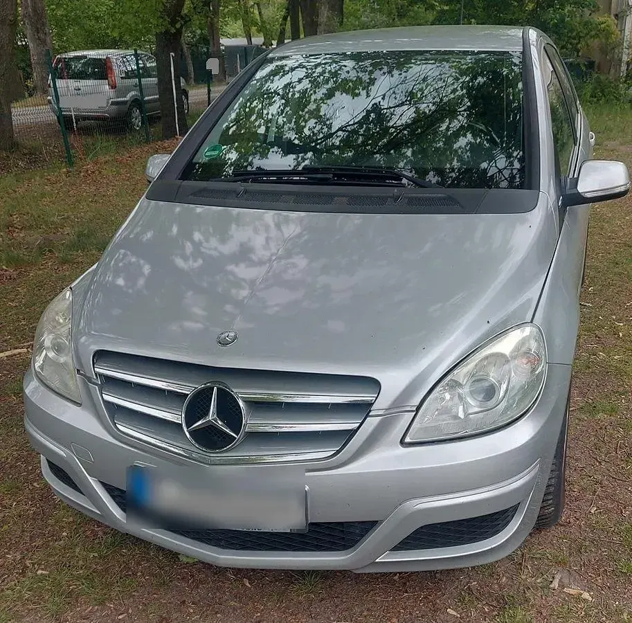 Gebraucht Mercedes B170 75 PS (55 kW) 2009 Grau Van / Kleinbus