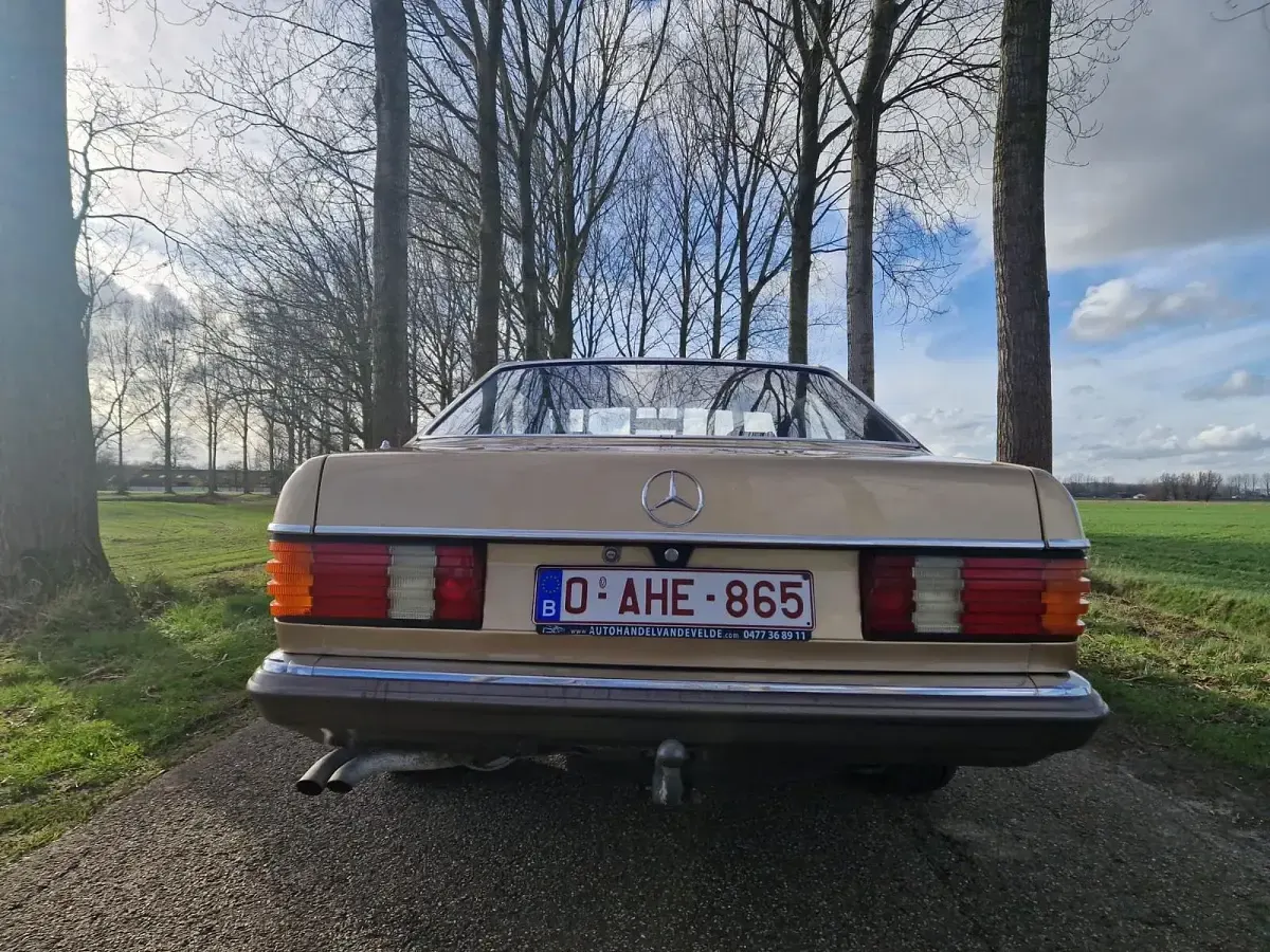 Gebraucht Mercedes 380 1983 Gold Coupé