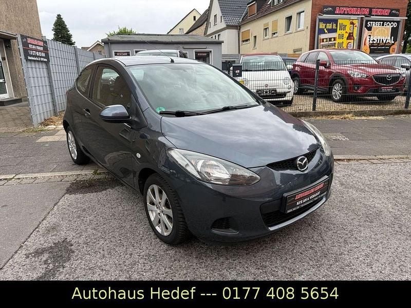 Grau Gebraucht 2009 Mazda 2 Impuls Kleinwagen | 3.890 € (Fairer Preis) - Bild 1/4
