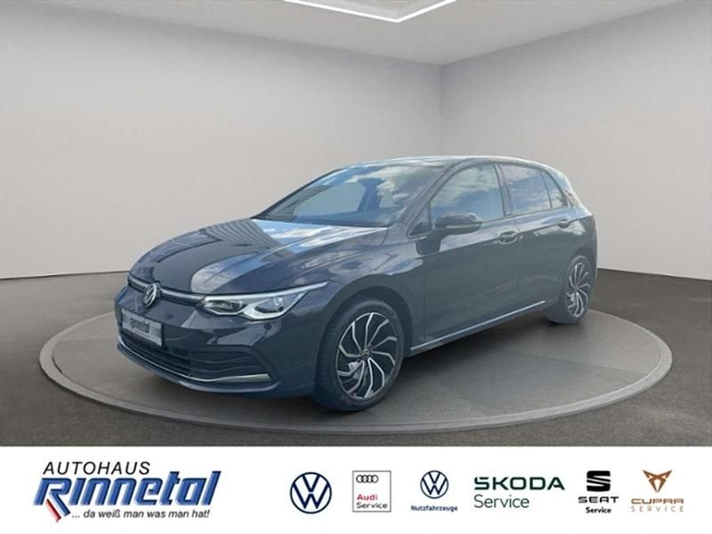 Uranograu Gebraucht 2022 VW Golf VIII Active Limousine | 20.770 € (Fairer Preis) - Bild 1/4