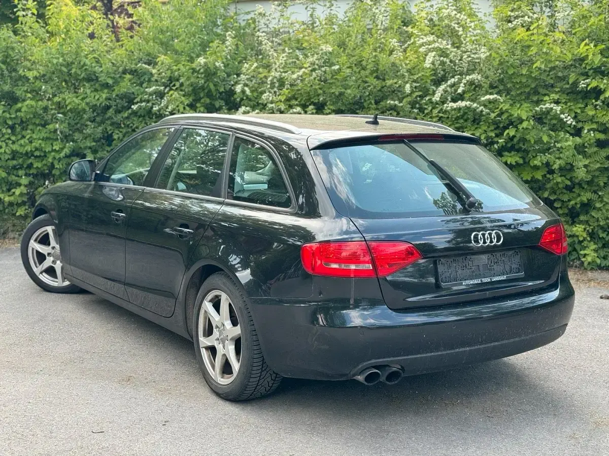 Gebraucht Audi A4 160 PS (117 kW) 2009 Schwarz Kombi