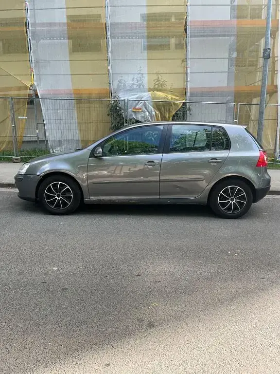 Gebraucht VW Golf IV 116 PS (85 kW) 2004 Grau Limousine