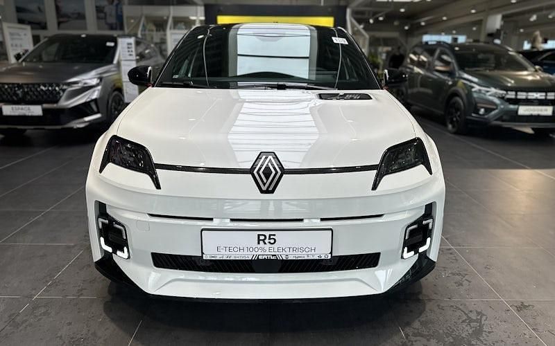 Gebraucht Renault R5 Iconic 89 kW (122 PS) 2025 Schwarz Kleinwagen