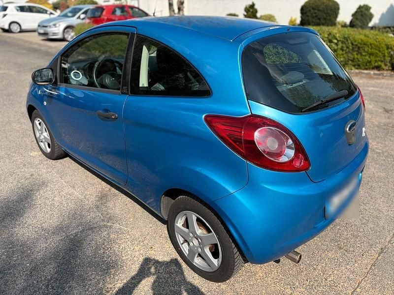 Second-hand Ford Ka 69 CP (50 kW) 2013 Albastru Hatchback