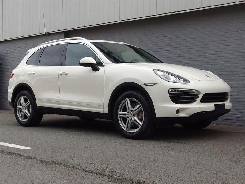 Gebraucht Porsche Cayenne S 400 PS (294 kW) 2010 Weiß SUV