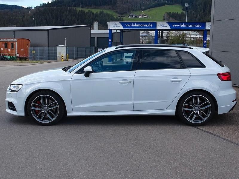 Gebraucht Audi S3 Sport 300 PS (220 kW) 2019 Weiß Limousine