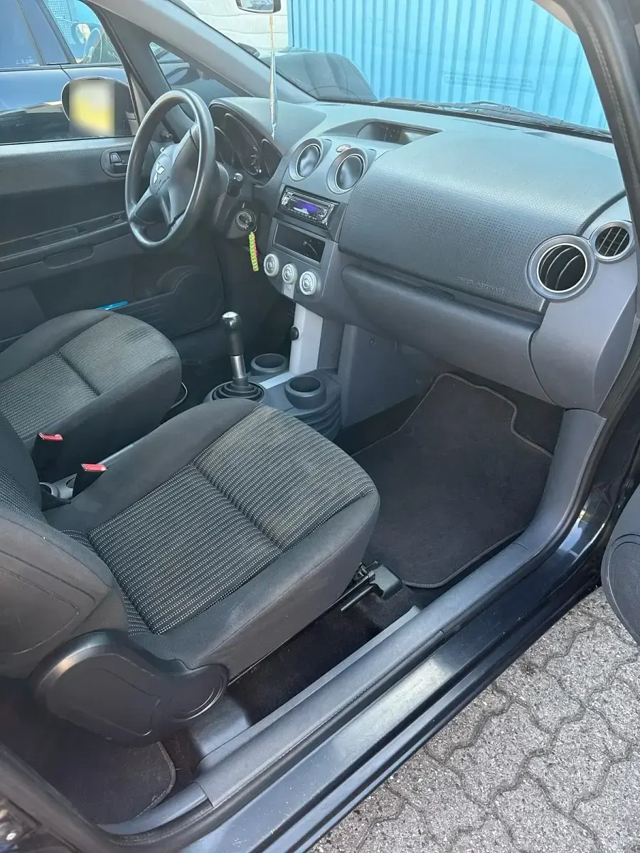 Gebraucht Mitsubishi Colt 75 PS (55 kW) 2008 Schwarz Kleinwagen