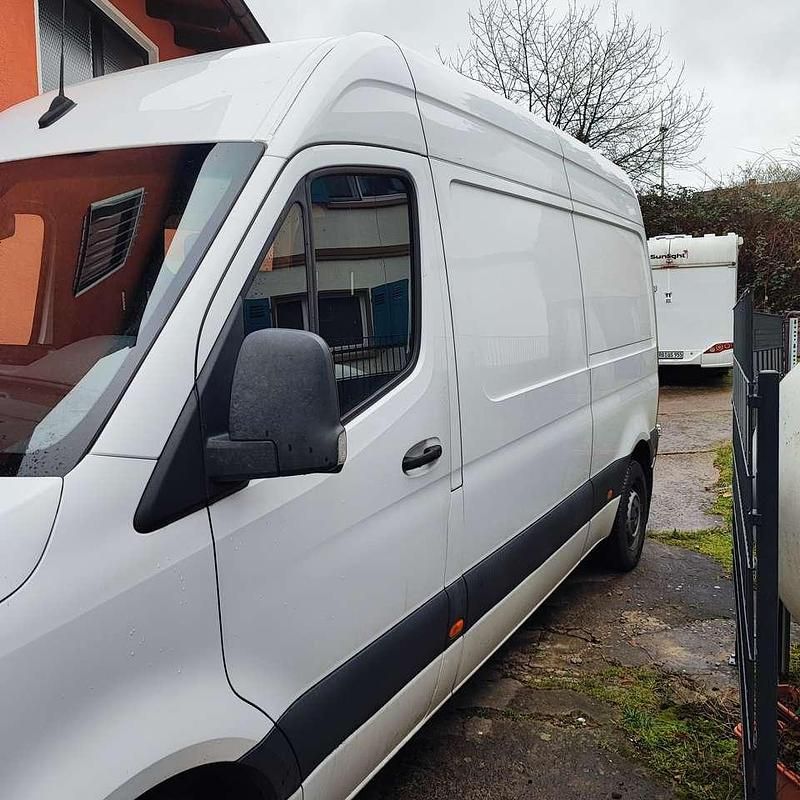 Second-hand Mercedes Sprinter 143 CP (105 kW) 2018 Alb Van