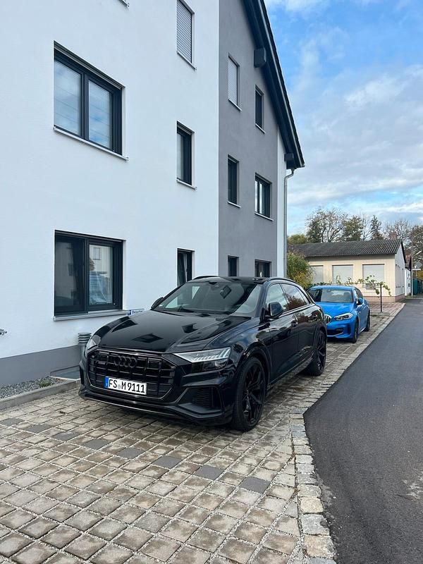 Gebraucht Audi Q8 S-Line 286 PS (210 kW) 2019 Schwarz SUV