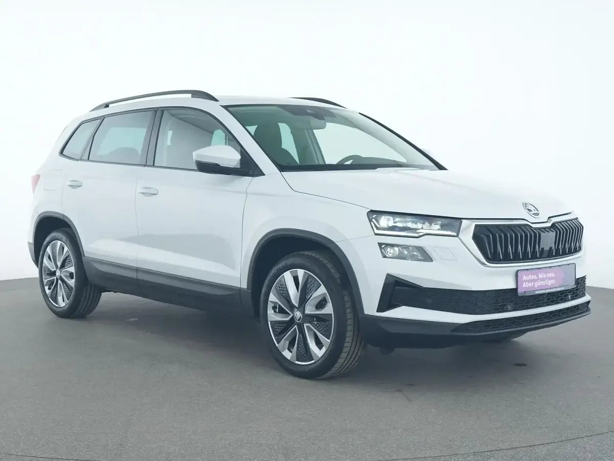 Gebraucht Skoda Karoq Selection 150 PS (110 kW) 2024 Moon weiss SUV