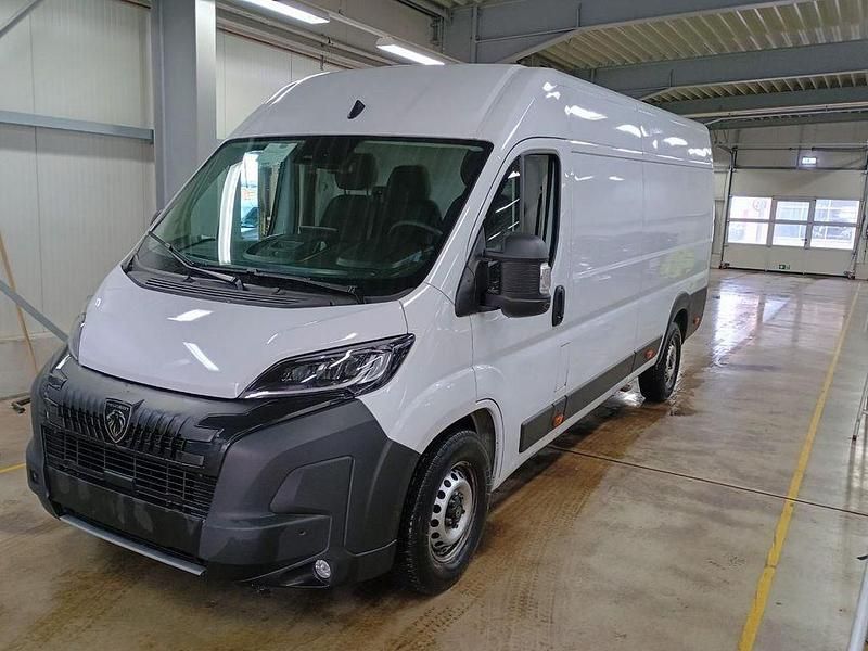 Lackierung weiss icy/typ ausse Gebraucht 2024 Peugeot Boxer Van | 24.980 € (Fairer Preis) - Bild 1/4