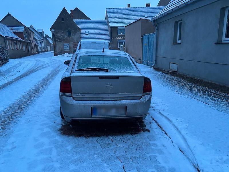 Gebraucht Opel Vectra 122 PS (89 kW) 2003 Limousine