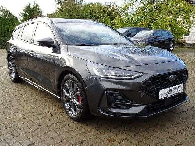 Gebraucht Ford Focus ST-Line X 116 PS (85 kW) 2025 Grau Kombi