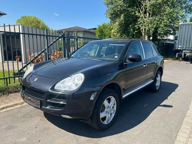 Second-hand Porsche Cayenne 250 CP (183 kW) 2005 Negru SUV