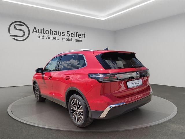 Gebraucht VW Tiguan Elegance 193 PS (141 kW) 2024 Rot SUV