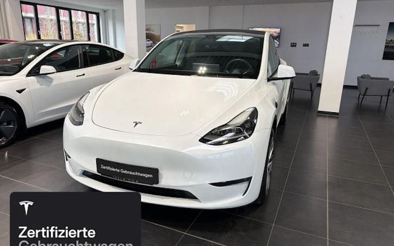 Gebraucht Tesla Model Y 273 kW (372 PS) 2023 Weiß SUV