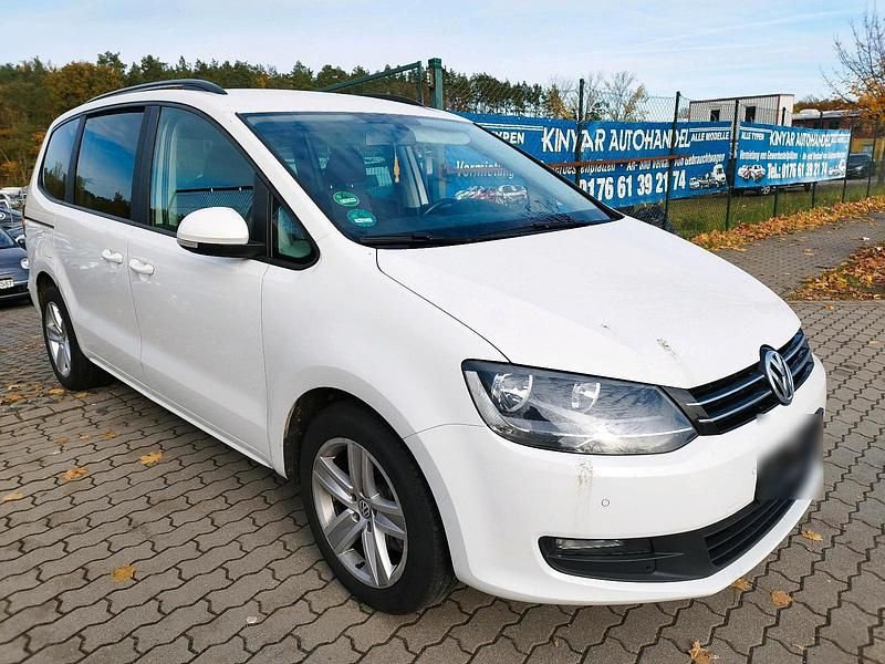 Gebraucht VW Sharan 140 PS (102 kW) 2014 Weiß Van / Kleinbus