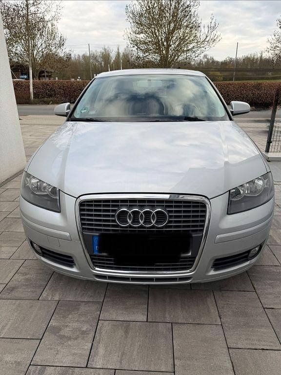 Gebraucht Audi A3 Ambiente 125 PS (91 kW) 2005 Silber Kleinwagen