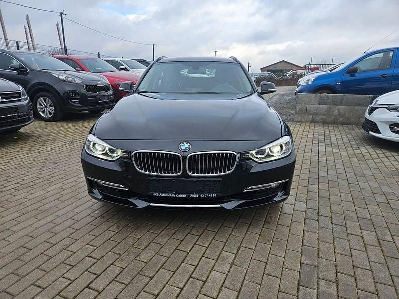 Gebraucht BMW 320 Luxury Line 184 PS (135 kW) 2013 Schwarz Kombi