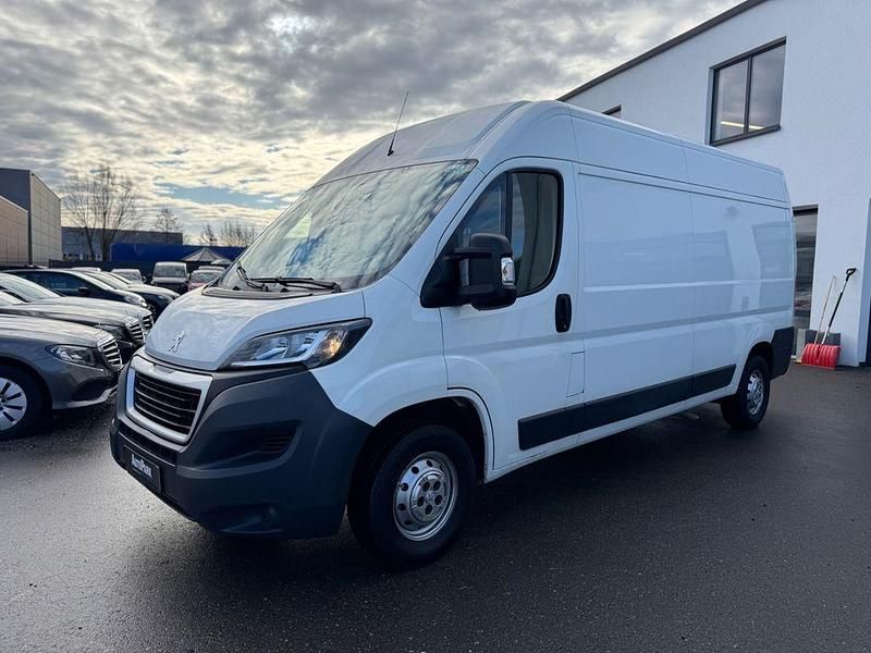 Gebraucht Peugeot Boxer Avantage 131 PS (96 kW) 2016 Weiß Van