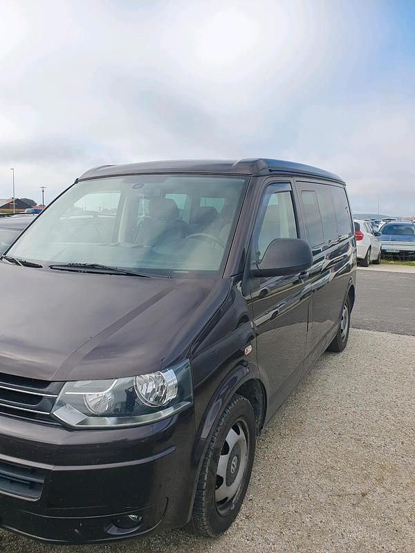 Gebraucht VW California Beach 179 PS (131 kW) 2012 Violet Van