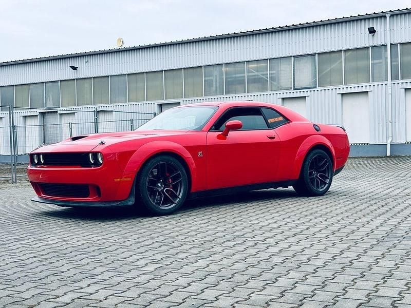 Gebraucht Dodge Challenger 500 PS (367 kW) 2019 Rot Coupé