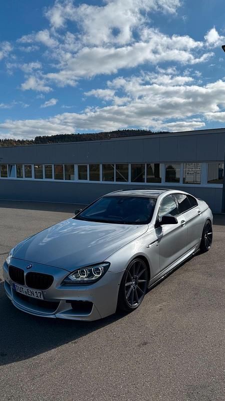 Silber Gebraucht 2014 BMW 650 Performance Coupé | 29.998 € - Bild 1/4