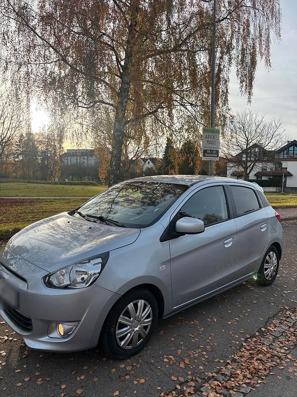 Silber Gebraucht 2016 Mitsubishi Space Star Edition Kleinwagen | 4.000 € (Superpreis) - Bild 1/4