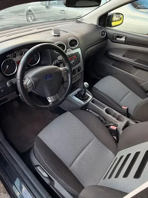 Gebraucht Ford Focus Titanium 125 PS (91 kW) 2009 Schwarz Limousine