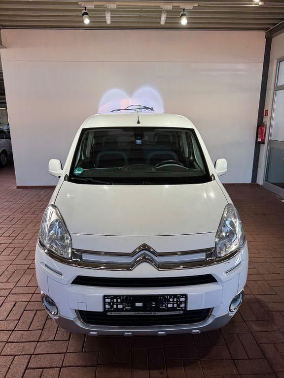 Gebraucht Citroën Berlingo 98 PS (72 kW) 2014 Weiß Van / Kleinbus