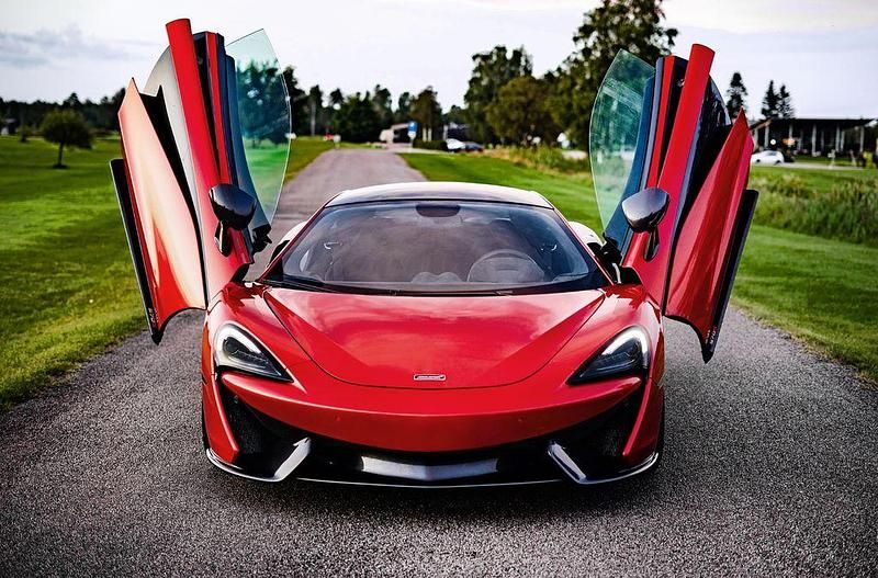 Rot Gebraucht 2017 McLaren 570S Coupé | 129.999 € (Superpreis) - Bild 1/4