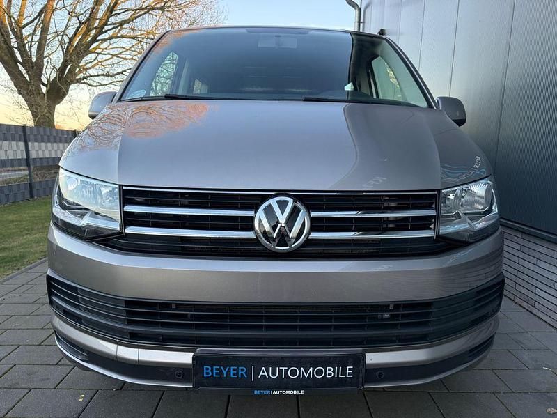 Gebraucht VW Caravelle 150 PS (110 kW) 2017 Beige Van / Kleinbus