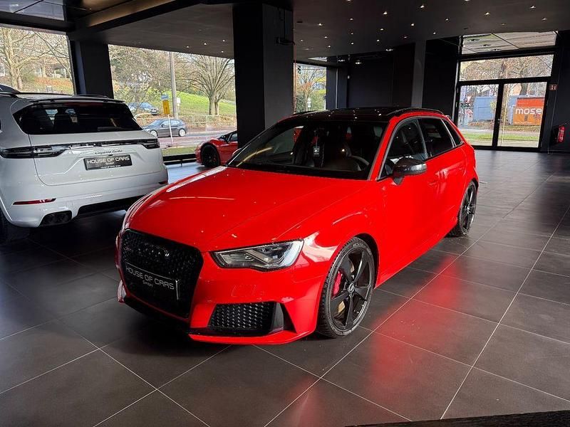 Gebraucht Audi RS3 Sport 367 PS (269 kW) 2015 Catalunyarot metallic Limousine