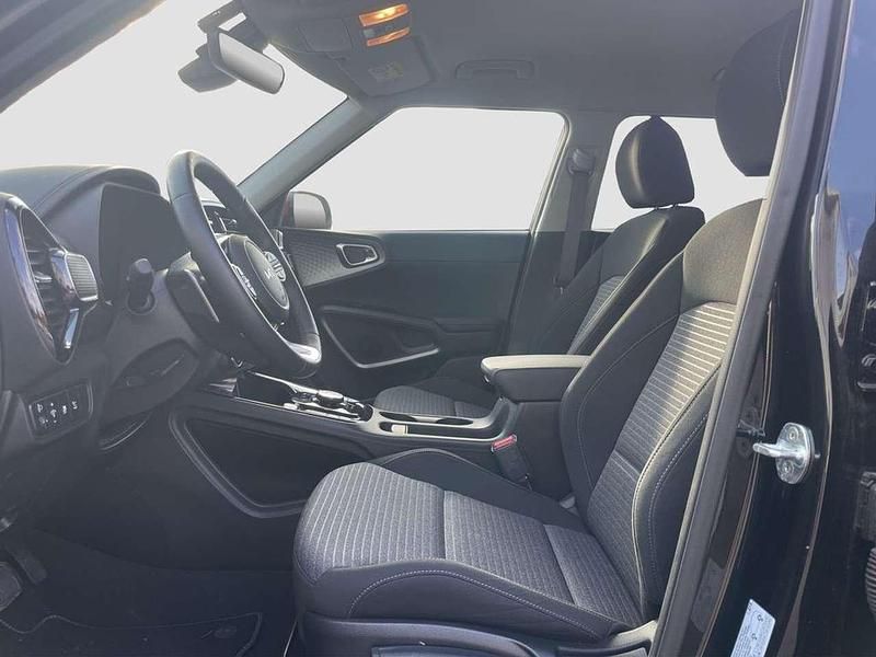 Gebraucht Kia Soul Spirit 150 kW (204 PS) 2022 (fa1) fusion black met. & rot SUV