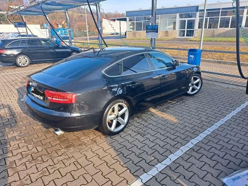Schwarz Gebraucht 2010 Audi A5 Sportback S-Line Kleinwagen | 12.400 € (Teuer) - Bild 1/4
