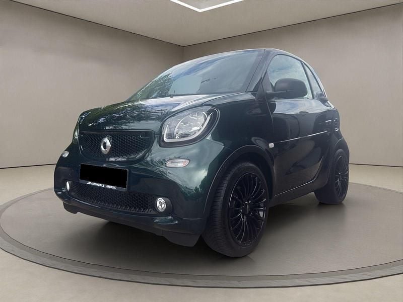 Grün Gebraucht 2018 Smart ForTwo Coupé Kleinwagen | 15.500 € (Fairer Preis) - Bild 1/4