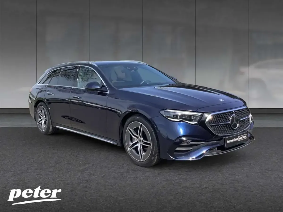 Gebraucht Mercedes E450 AMG 367 PS (269 kW) 2024 Metalliclack nautikblau Kombi