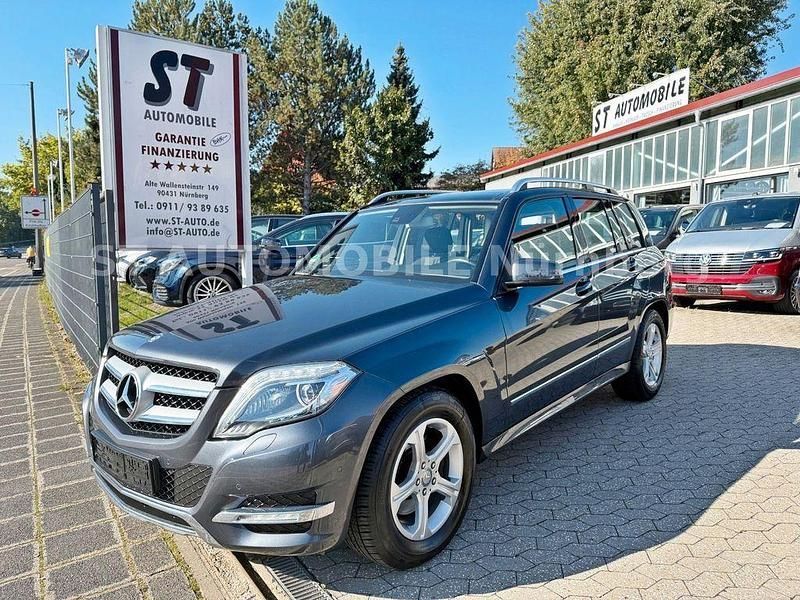 Grau Gebraucht 2013 Mercedes GLK200 SUV | 19.900 € (Teuer) - Bild 1/4