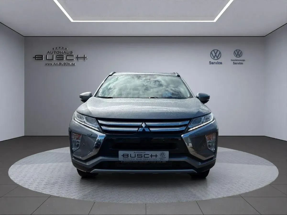 Gebraucht Mitsubishi Eclipse Cross Edition 163 PS (119 kW) 2018 Grau SUV