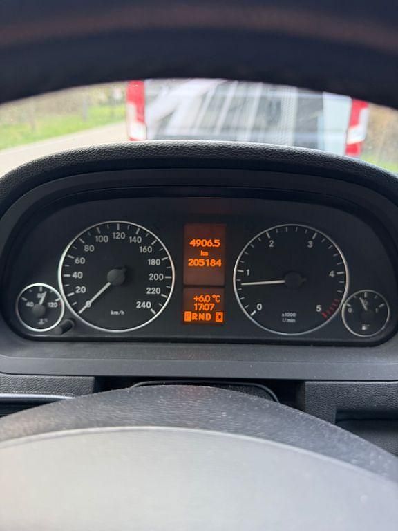 Gebraucht Mercedes A160 150 PS (110 kW) 2012 Weiß Van / Kleinbus